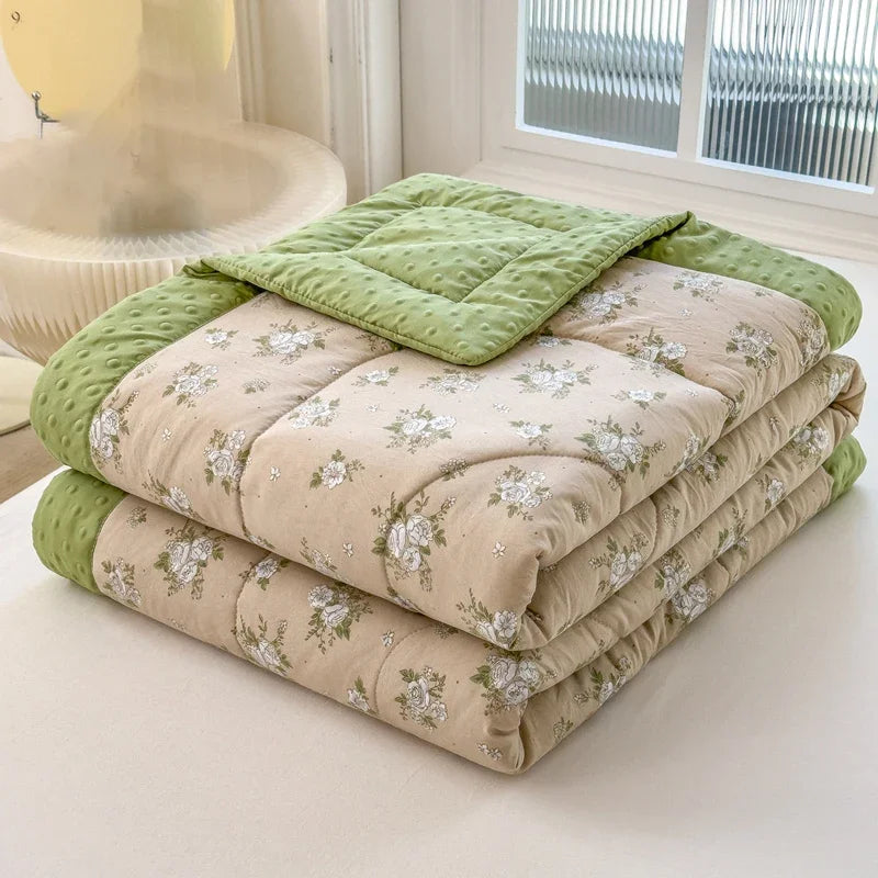 Summer Quilt Printed Polyester Microfiber Filling Lightweight Cooling Bed Blanket