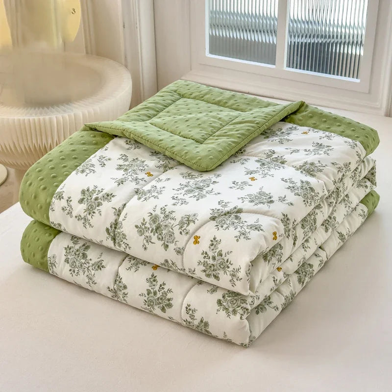 Summer Quilt Printed Polyester Microfiber Filling Lightweight Cooling Bed Blanket