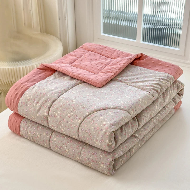 Summer Quilt Printed Polyester Microfiber Filling Lightweight Cooling Bed Blanket
